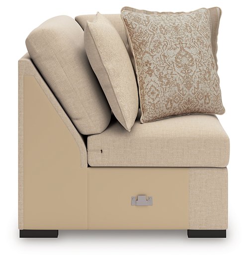 LadyMae Sectional with Chaise - Jay's Mattress Plus (NY)