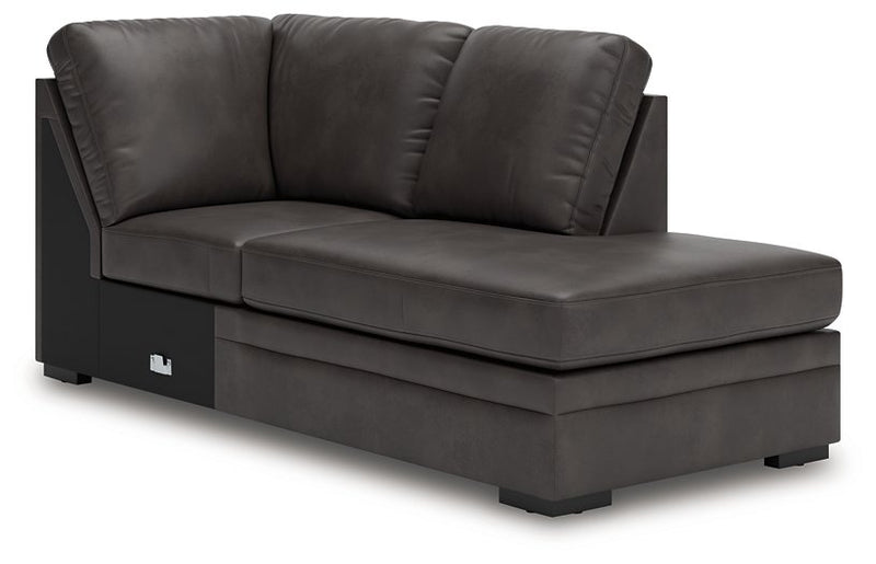 Lofton-Pike Sectional with Chaise - Jay's Mattress Plus (NY)