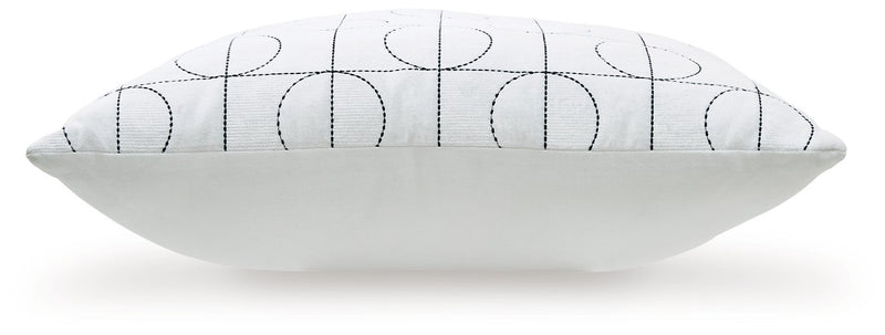 Kydner Pillow (Set of 4) - Jay's Mattress Plus (NY)