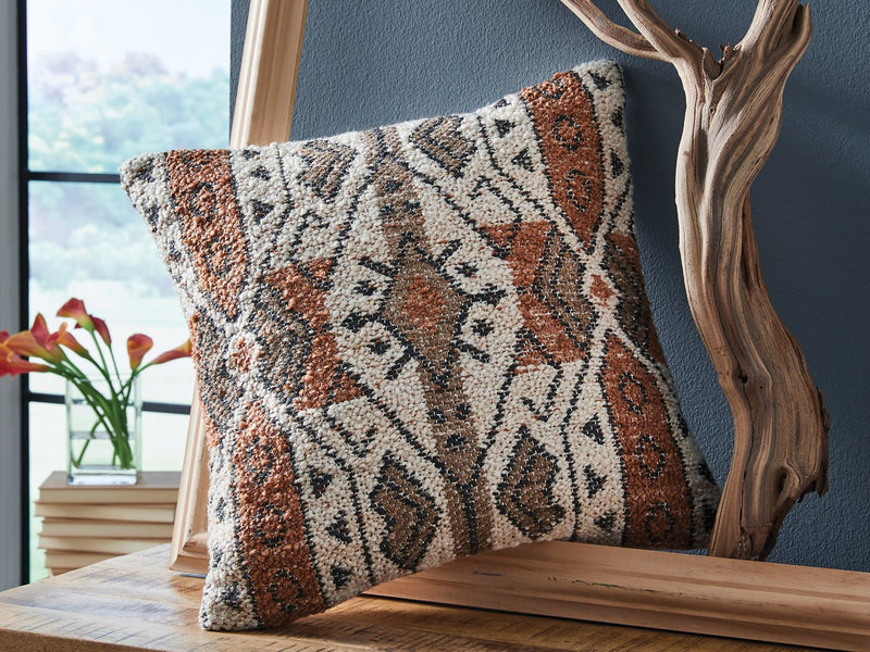 Kierenworth Pillow (Set of 4) - Jay's Mattress Plus (NY)