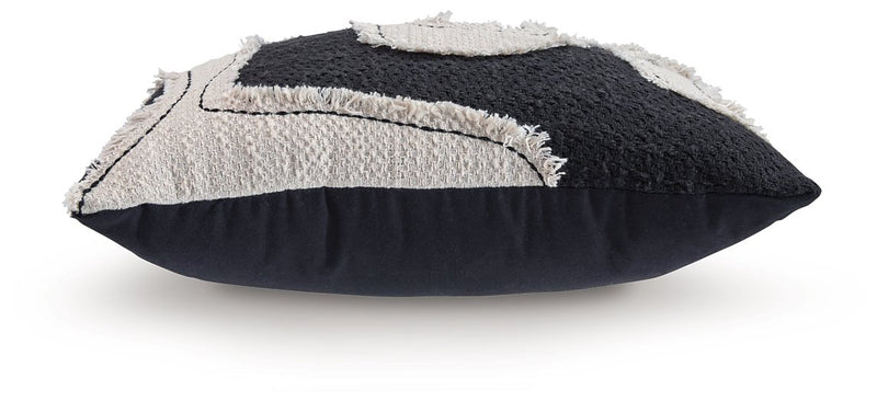 Veerbank Pillow (Set of 4) - Jay's Mattress Plus (NY)