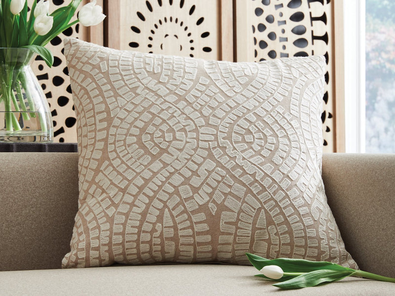 Cortlen Pillow (Set of 4) - Jay's Mattress Plus (NY)