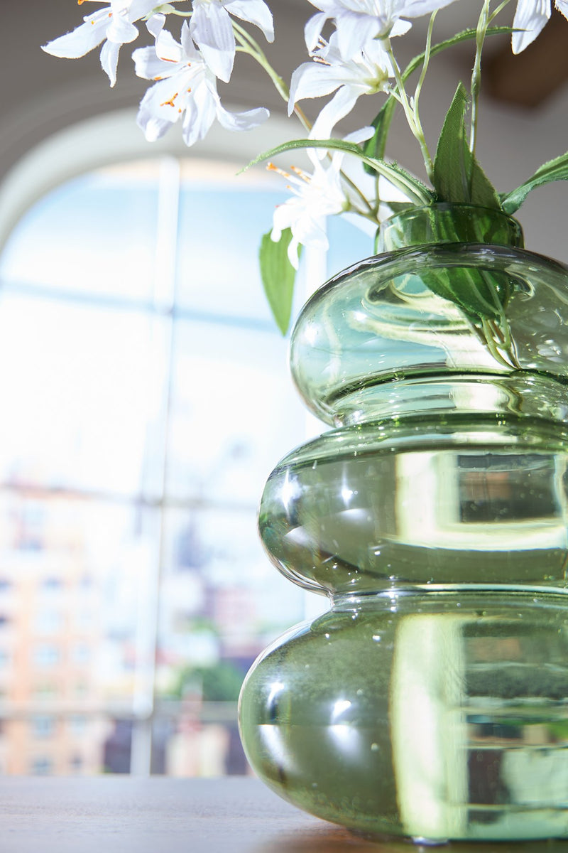 Renethorne Vase - Jay's Mattress Plus (NY)
