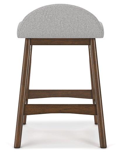 Lyncott Dining Room Set - Jay's Mattress Plus (NY)