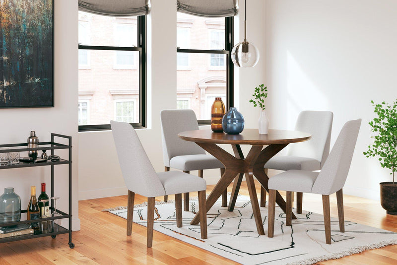 Lyncott Dining Room Set - Jay's Mattress Plus (NY)