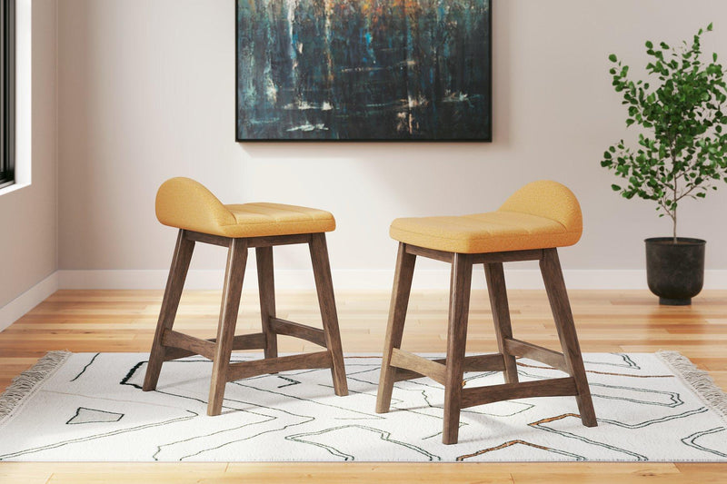 Lyncott Dining Room Set - Jay's Mattress Plus (NY)