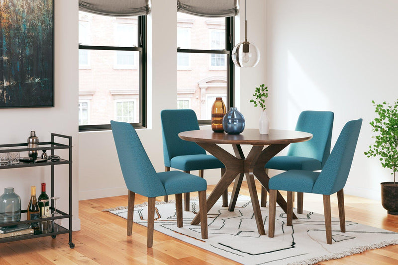 Lyncott Dining Room Set - Jay's Mattress Plus (NY)