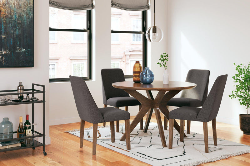 Lyncott Dining Room Set - Jay's Mattress Plus (NY)