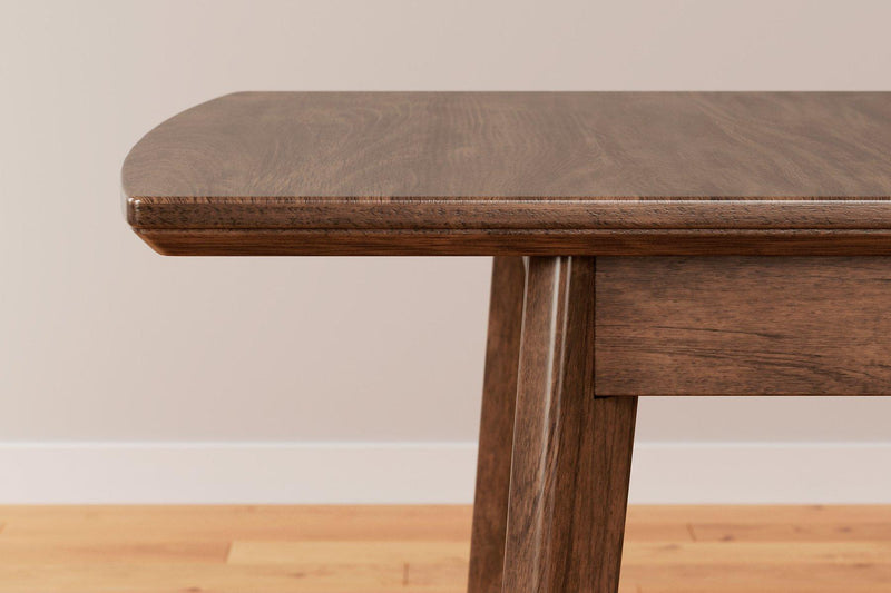 Lyncott Dining Room Set - Jay's Mattress Plus (NY)