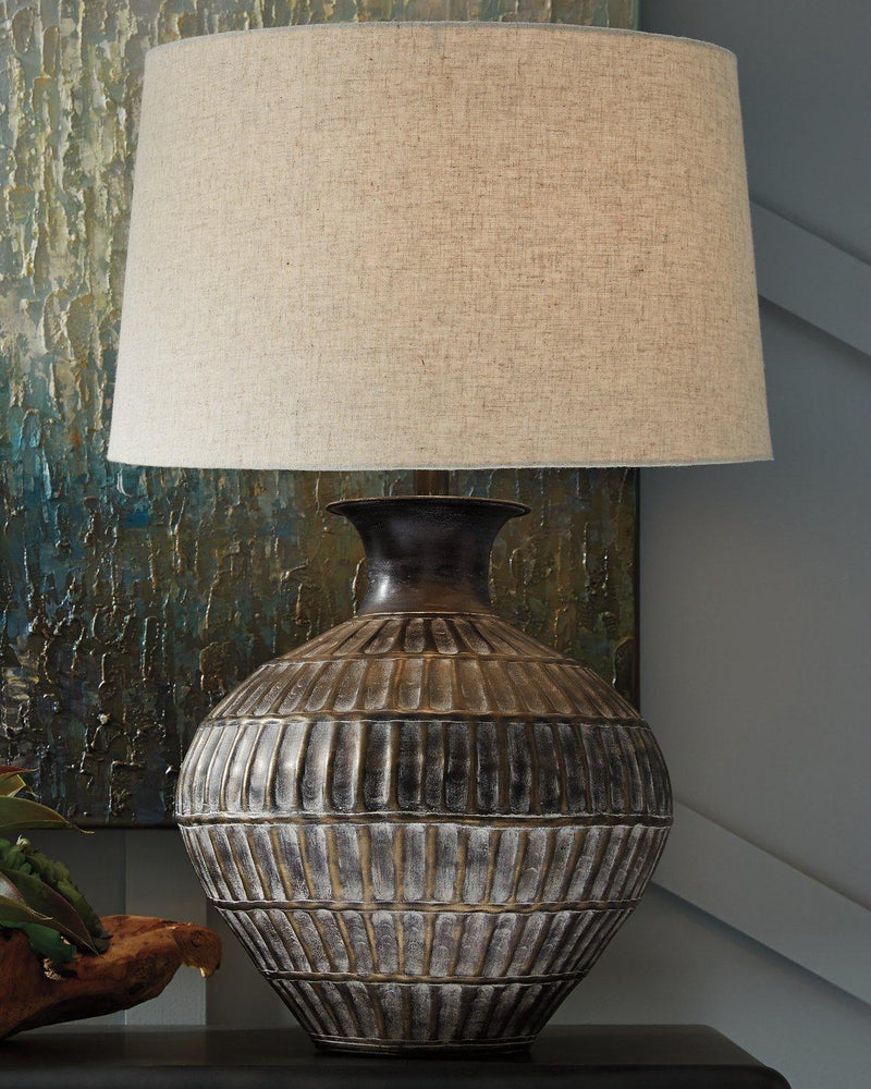 Magan Table Lamp