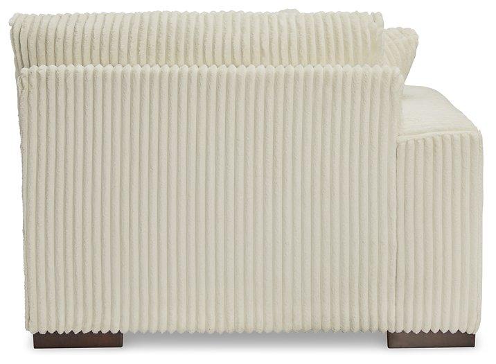 Lindyn Sectional Sofa - Jay's Mattress Plus (NY)