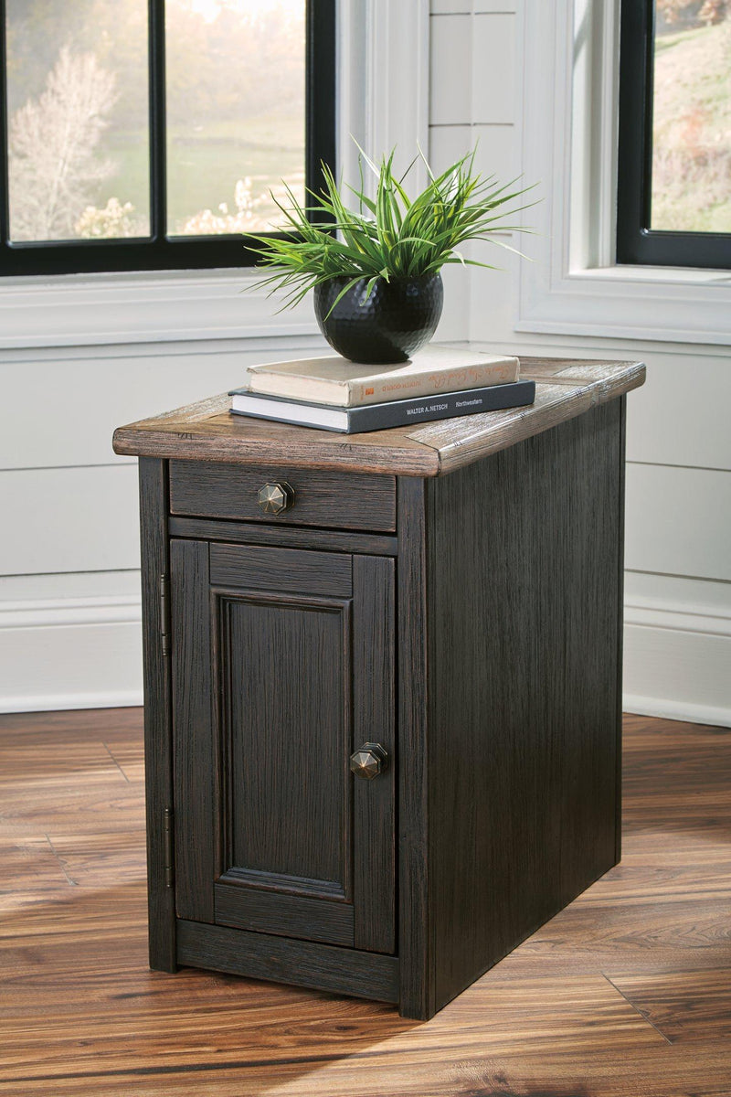 Tyler Creek Table Set - Jay's Mattress Plus (NY)