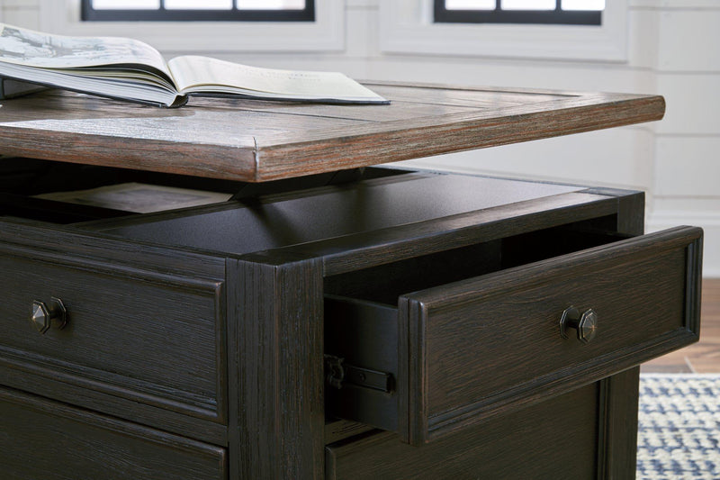 Tyler Creek Table Set - Jay's Mattress Plus (NY)