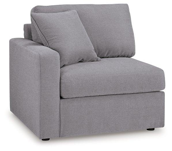 Modmax Sectional with Audio System - Jay's Mattress Plus (NY)