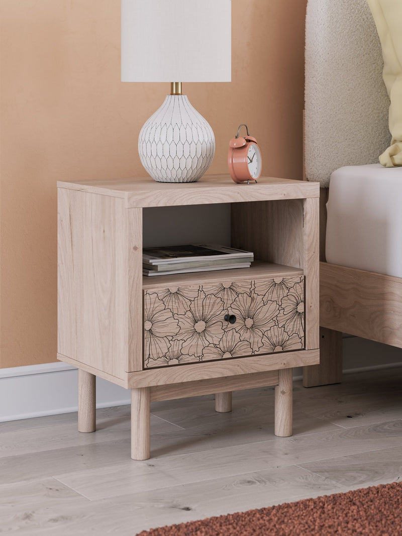 Arloster Nightstand - Jay's Mattress Plus (NY)