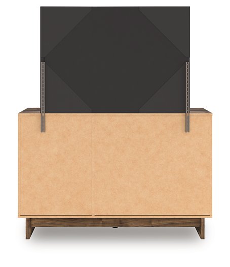 Chirason Dresser and Mirror - Jay's Mattress Plus (NY)