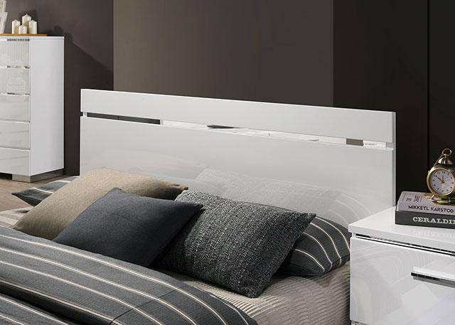 Erlach 4 & 5 Piece Queen Bedroom Set - Jay's Mattress Plus (NY)