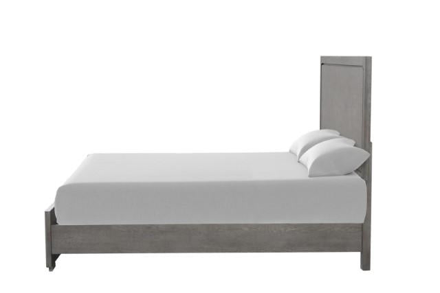 Crowthorne E.King & Queen Bed Grey & White - Jay's Mattress Plus (NY)