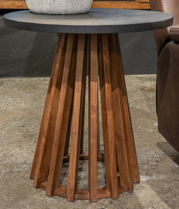 Kallari End Table - Jay's Mattress Plus (NY)