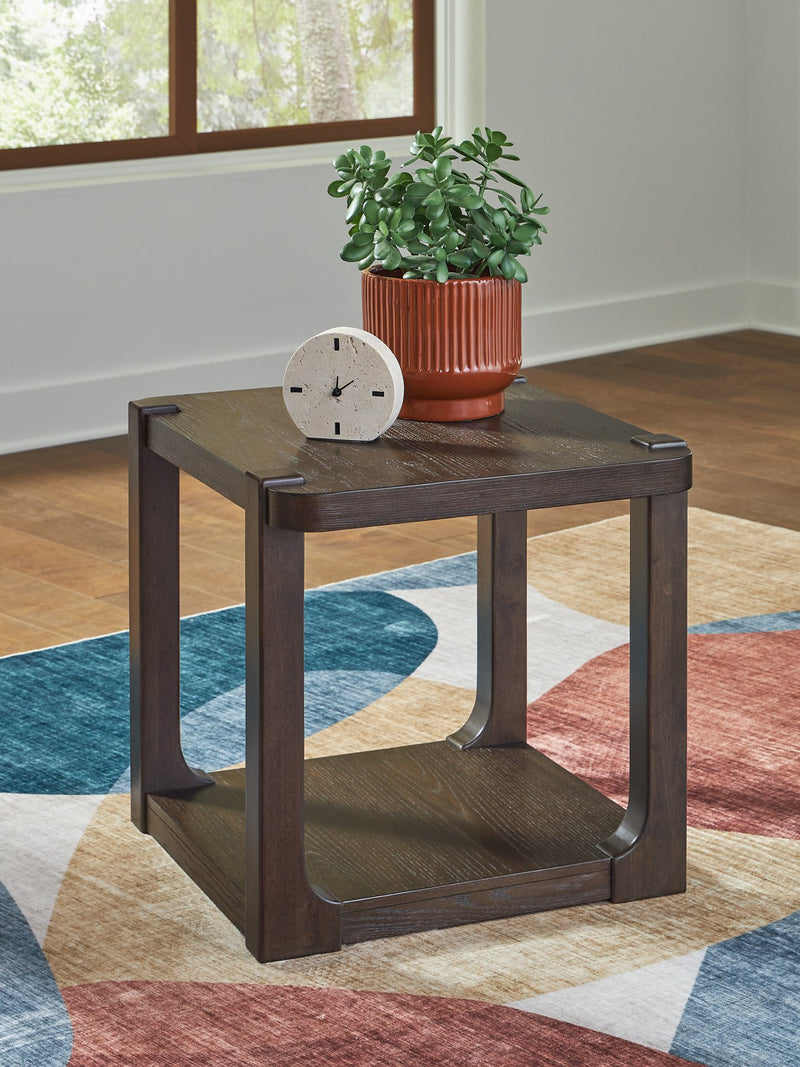 Breckington End Table - Jay's Mattress Plus (NY)