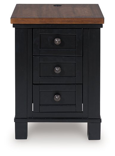 Wildenauer Chairside End Table - Jay's Mattress Plus (NY)